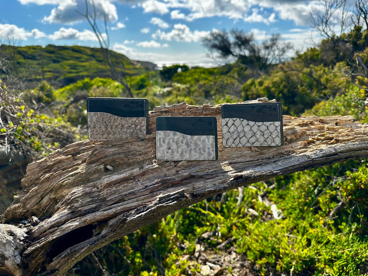 Maugro  Grab & Go Card Holder